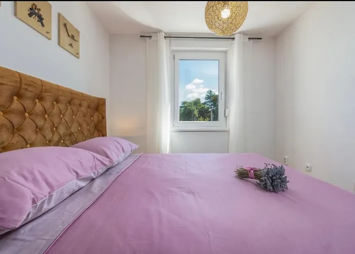 Daniela Di Apartment Zadar